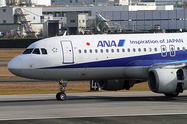 ANA A320-200 JA8609