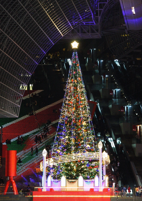 京都駅ビル　クリスマスイルミネーション