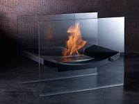 雰囲気いいですね！卓上暖炉。バイオエタノール暖炉 Carlo Milano