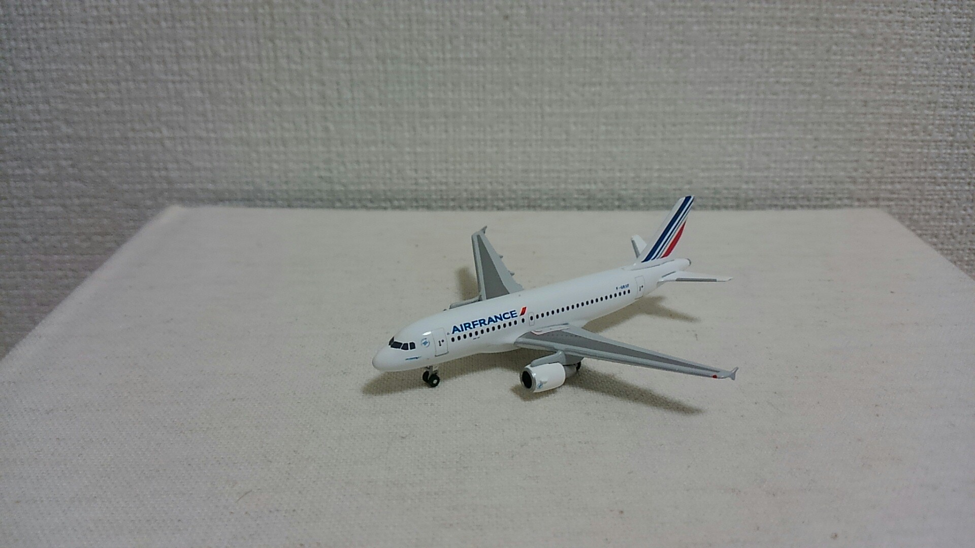 Air France Airbus A319 Herpa 527026